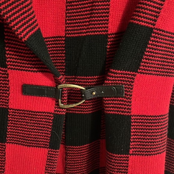 Champs size Medium Sweater - Picture 2 of 3